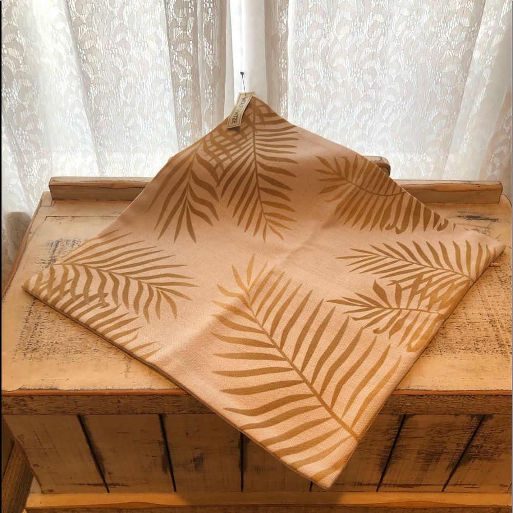 Accent pillow sham